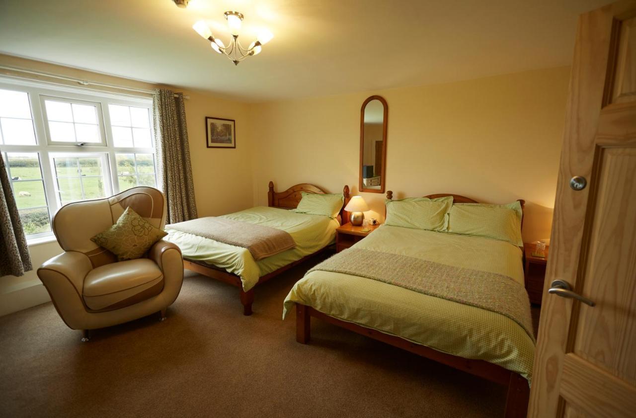 Lower Drayton Farm B&B Stafford Extérieur photo
