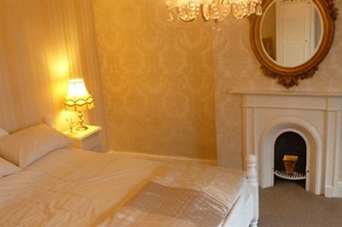 Lower Drayton Farm B&B Stafford Extérieur photo