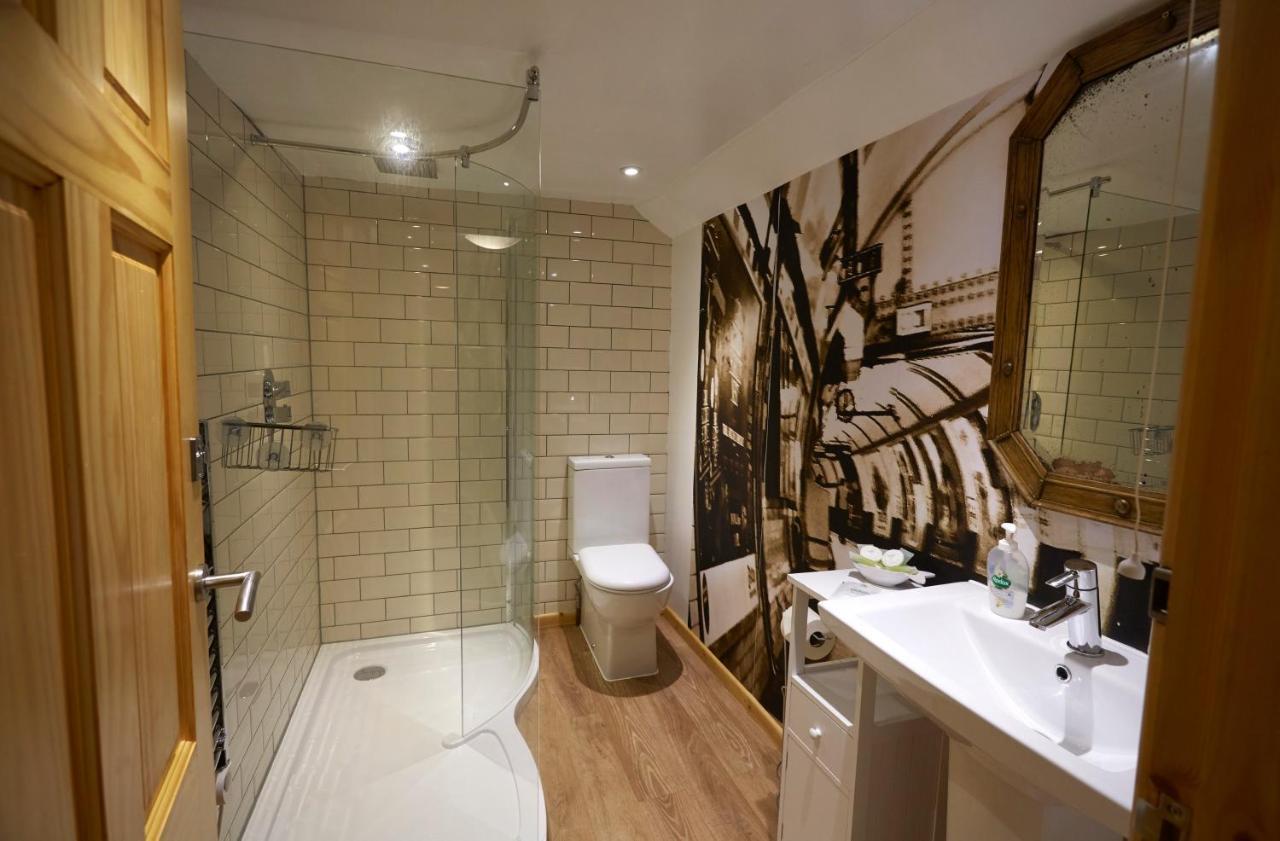 Lower Drayton Farm B&B Stafford Extérieur photo