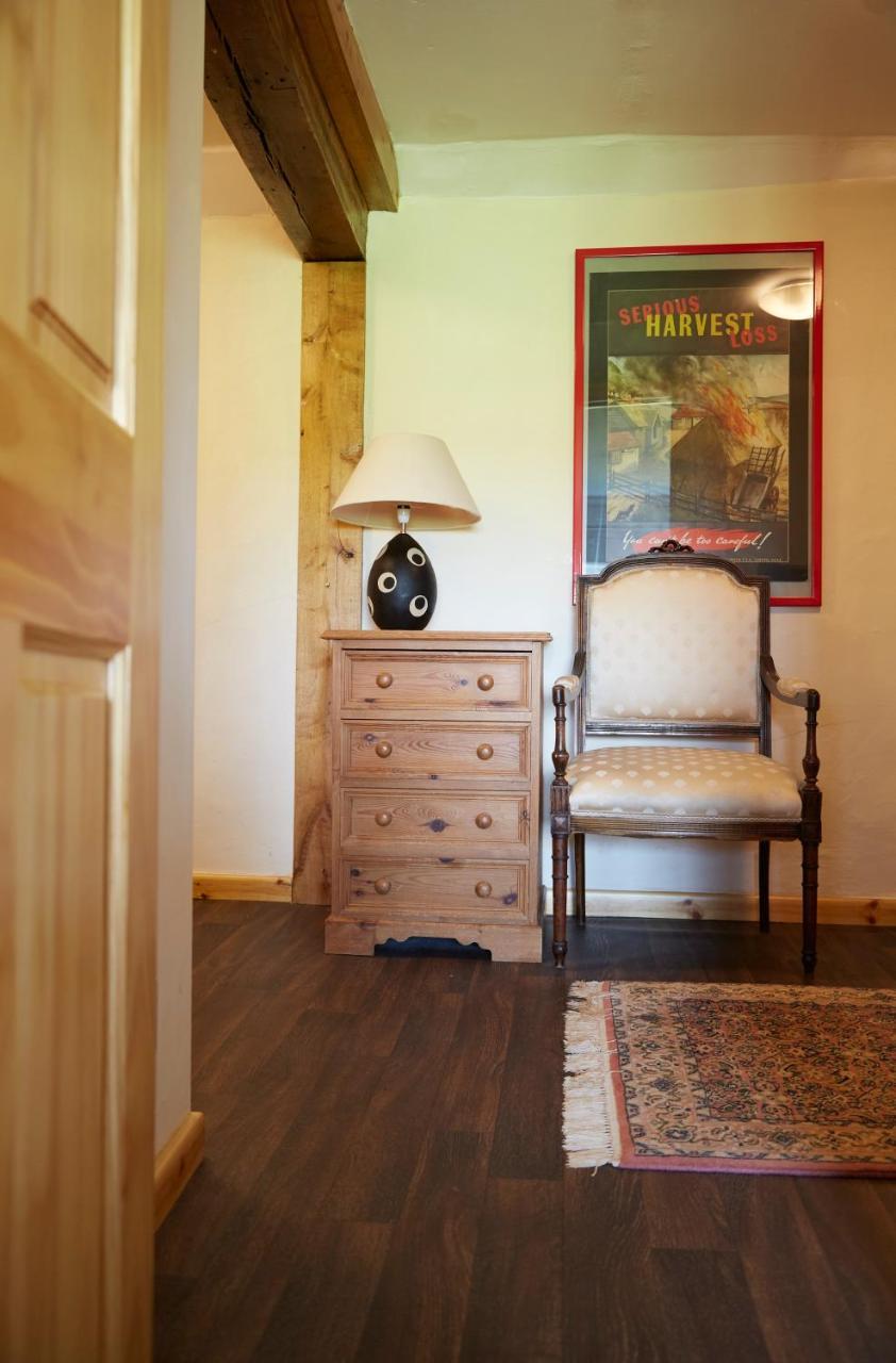 Lower Drayton Farm B&B Stafford Extérieur photo