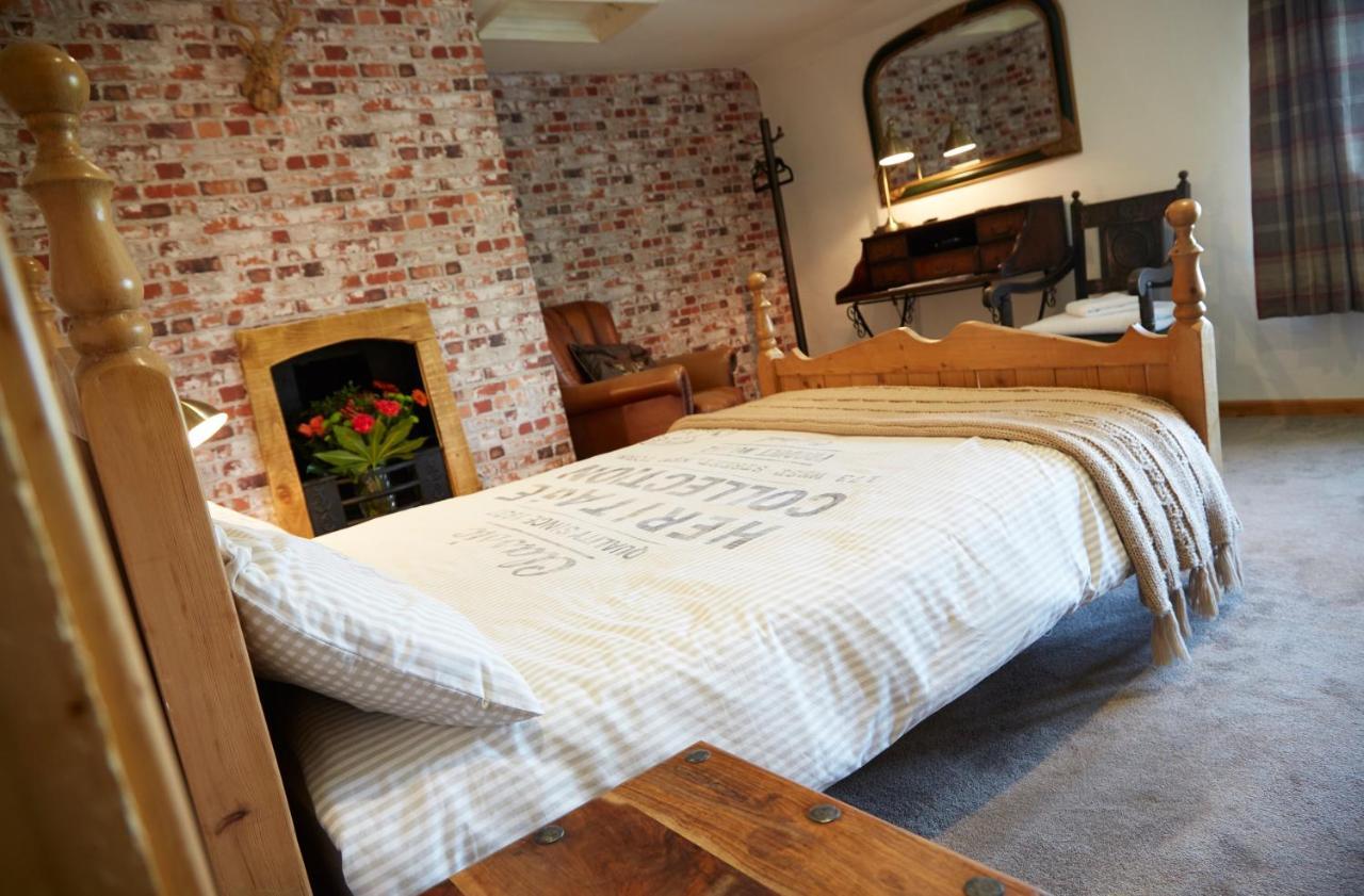 Lower Drayton Farm B&B Stafford Extérieur photo