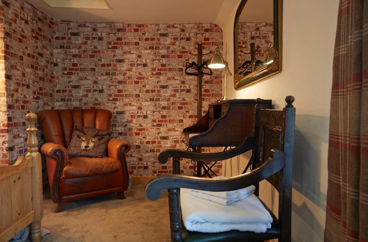Lower Drayton Farm B&B Stafford Extérieur photo